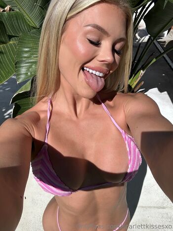 Scarlett / scarlettkissesxo nude photo #1