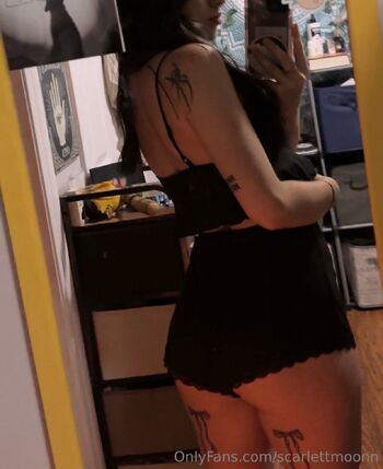 scarletttt / scarlettmoonn nude photo #7