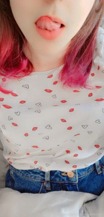 thebrat-xfre / scented-obsession nude photo #9