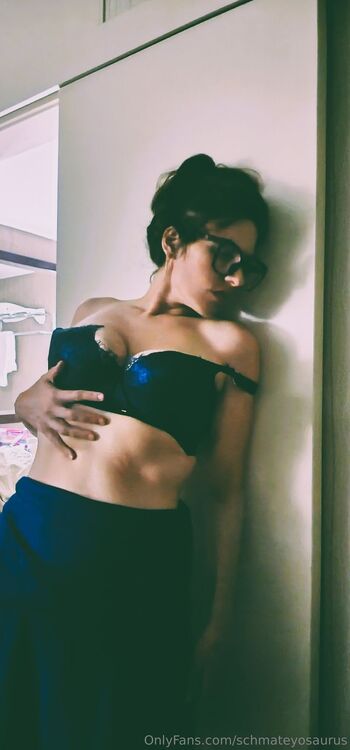 Catieosauru / schmateyosaurus nude photo #18