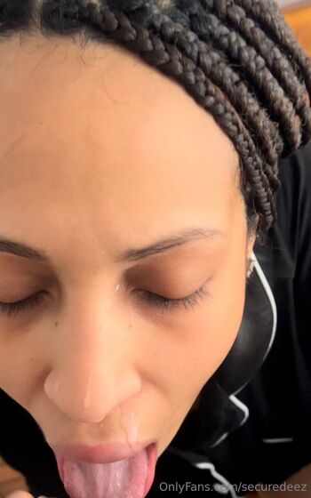 Redbone EB / securedeez nude photo #1