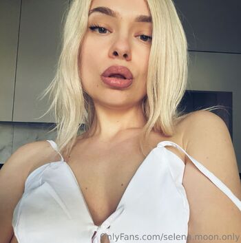 Selena Moo / selena.moon.only nude photo #1