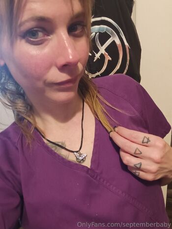 EllieMae / septemberbaby nude photo #9