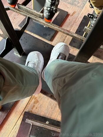 Seren / serena.1999 nude photo #18