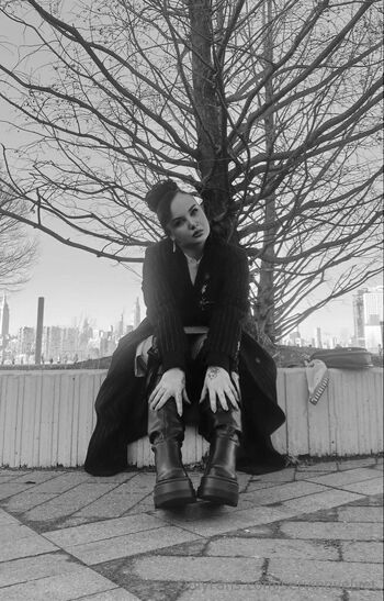 Anushka Velvet FREE ACCOUN / servingvelvet / anushkarises / anushkavelvet nude photo #3