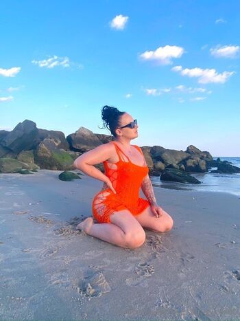 Anushka Velvet FREE ACCOUN / servingvelvet / anushkarises / anushkavelvet nude photo #30