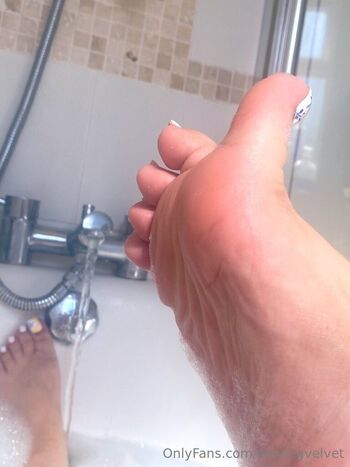 Anushka Velvet FREE ACCOUN / servingvelvet / anushkarises / anushkavelvet nude photo #38