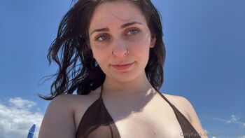 seven / sevvieb4by nude photo #1