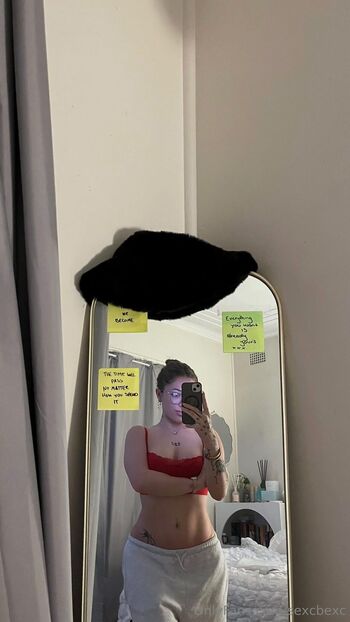 Be / sexcbexc / rebeccamaigan / rebeccamaigan2 nude photo #2