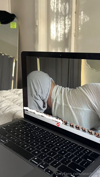 Be / sexcbexc / rebeccamaigan / rebeccamaigan2 nude photo #3