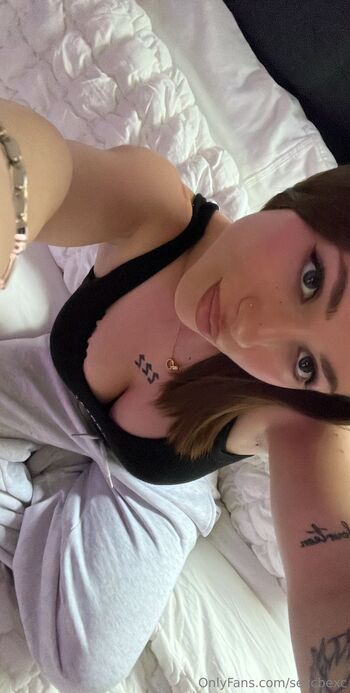 Be / sexcbexc / rebeccamaigan / rebeccamaigan2 nude photo #14