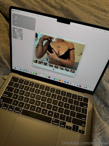 Be / sexcbexc / rebeccamaigan / rebeccamaigan2 nude photo #20