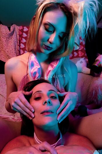 Sex Sorceress Bunny / sexsorceressbunny / bunnyklyde / bunnyandklyde nude photo #22