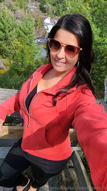 SEXTINGQUEEN69 / sextingqueen69 nude photo #26