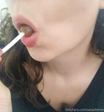 Big Booty Hotwife / sexwifefree nude photo #29