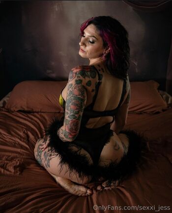 _juiicyy_jess / sexxi_jess nude photo #7