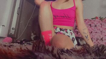 sexy.kittyy1FRE / sexy.kittyy1free nude photo #10