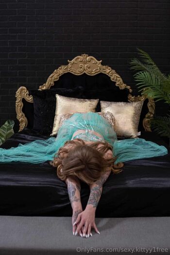 sexy.kittyy1FRE / sexy.kittyy1free nude photo #21