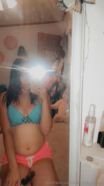 sexy.kittyy1FRE / sexy.kittyy1free nude photo #24