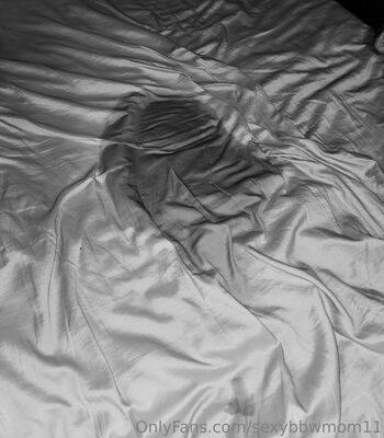 Sweet T / sexybbwmom11 nude photo #14