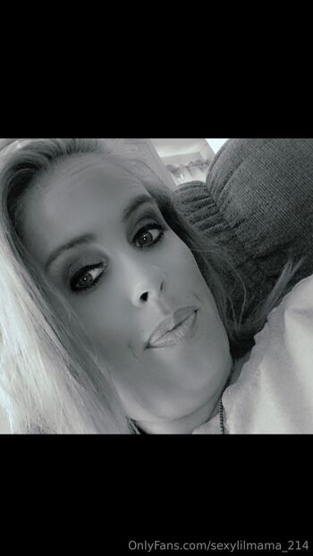 Sexylilmama_21 / sexylilmama_214 nude photo #5