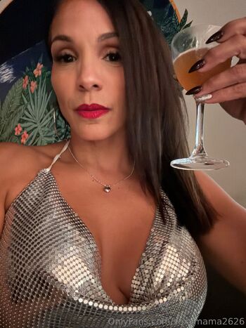 Tatiana / sexymama2626 nude photo #6