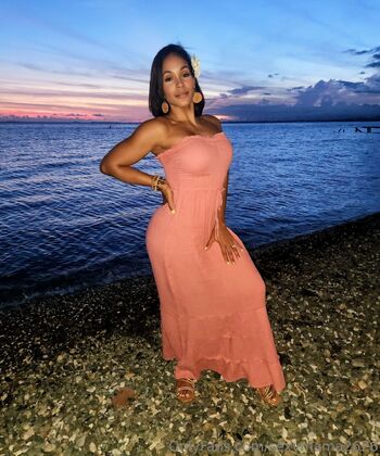 Tatiana / sexymama2626 nude photo #26