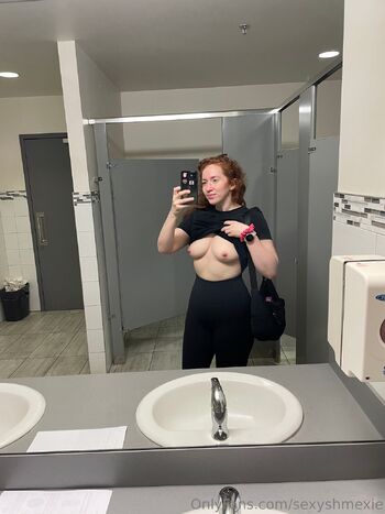 sexyshmexi / sexyshmexie nude photo #3