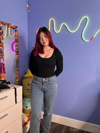 Kimberly Yan / sexythangyang-free nude photo #32