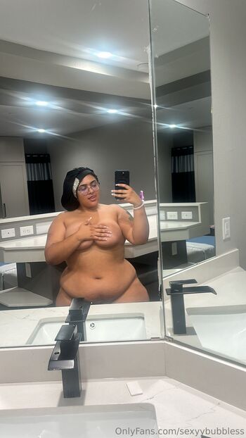 Sexyybubble / sexyybubbless nude photo #3