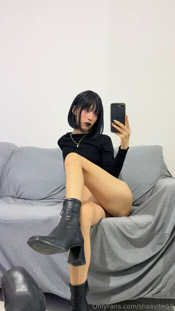 Shaayli / shaay.lin19 nude photo #9