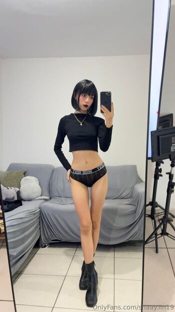 Shaayli / shaay.lin19 nude photo #35