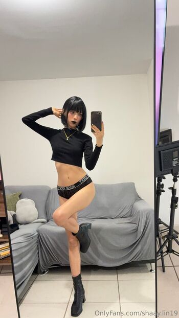 Shaayli / shaay.lin19 nude photo #38