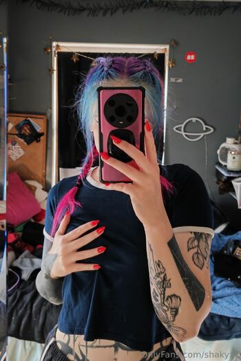 Scarlett / shakyxx nude photo #1