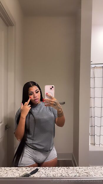 Shanesexre / shanesexred nude photo #2