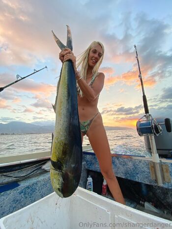 Shane Brow / shangerdanger nude photo #2