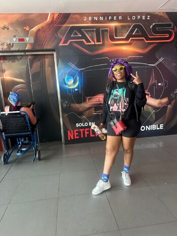 mz 2.0 shanic / shanice_luv / cosplaybelizean2 / cosplaybelizean nude photo #4