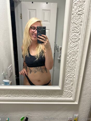 Cute Nerd / shasha_meow nude photo #2