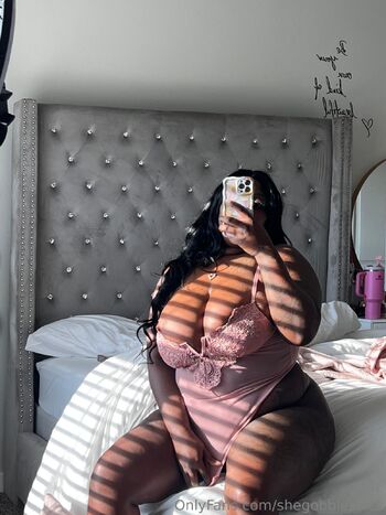 Queen DeepThroa / shegobblesdick nude photo #2