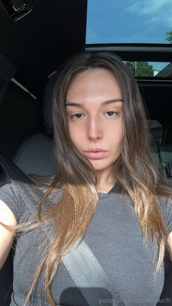 Karl / sheiskarlii nude photo #10