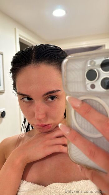 Karl / sheiskarlii nude photo #33