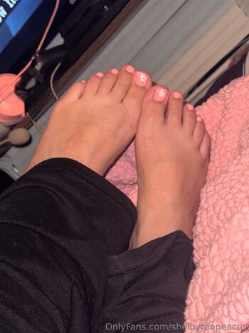 Shelbytoopeach / shelbytoopeachy nude photo #1