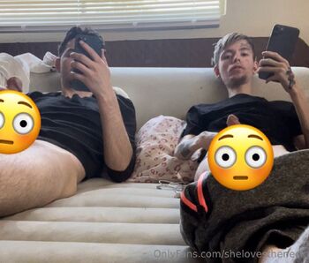 Long Nec / shelovestheneck nude photo #5