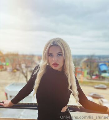 Lia Shine / shine_lia nude photo #4