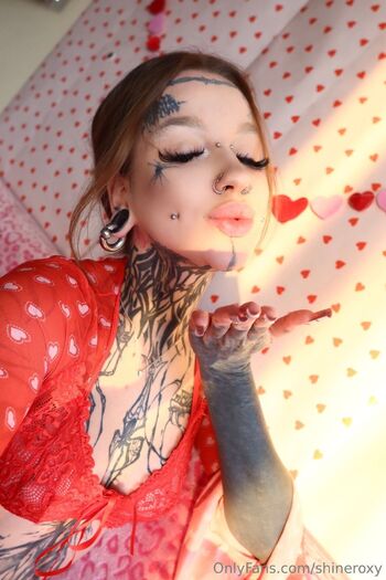 Roxy Moo / shineroxy nude photo #13