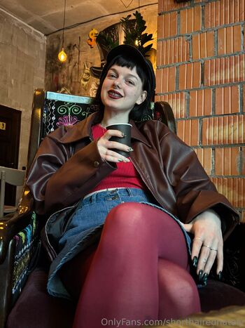 𝐍𝐀𝐓𝐀𝐋𝐈𝐄 𝐑𝐄𝐁𝐄𝐋 / shorthairednataly nude photo #3