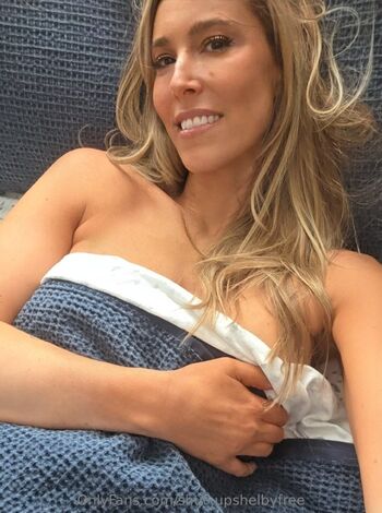 Shelby Rene / shut_upshelbyfree / theshelby_renee nude photo #9