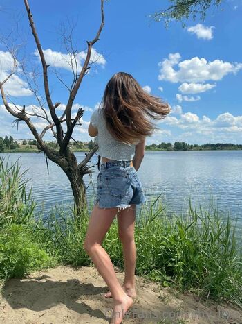 Sweet Liya / shy_liya nude photo #16