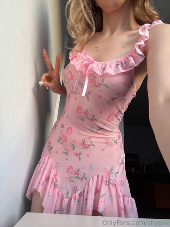 Shy.Ev / shyeve nude photo #24