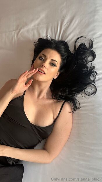 Sienna Blac / sienna_black nude photo #16